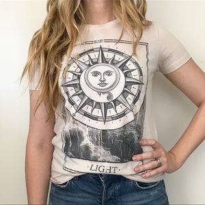 UO SUN moon and light tee